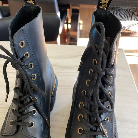 Doc Martens Clemency US 8 Ladies New with box - Picture 8 of 12